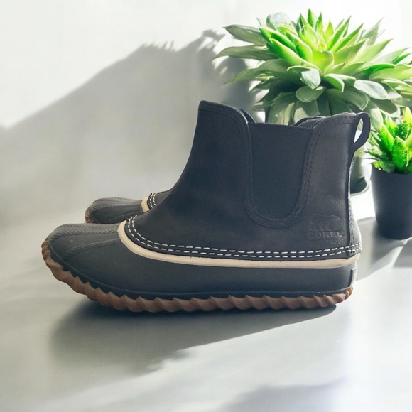 Sorel Out N About Chelsea Duck Boots women’s size 6. Ankle rainboots. - Picture 2 of 6